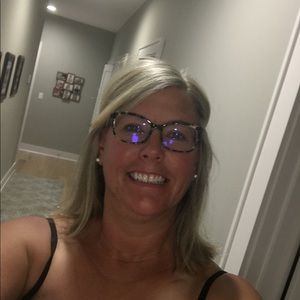 Meet your Posher, Alison